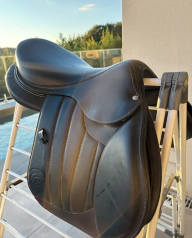 Sella da salto ostacoli Forestier  17.5" - 2022