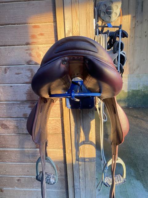 Sella da salto ostacoli Devoucoux  17" - 2021