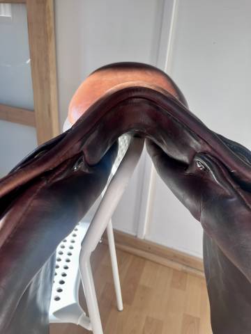 Sella da salto ostacoli  Fouilloux 17" - 2022