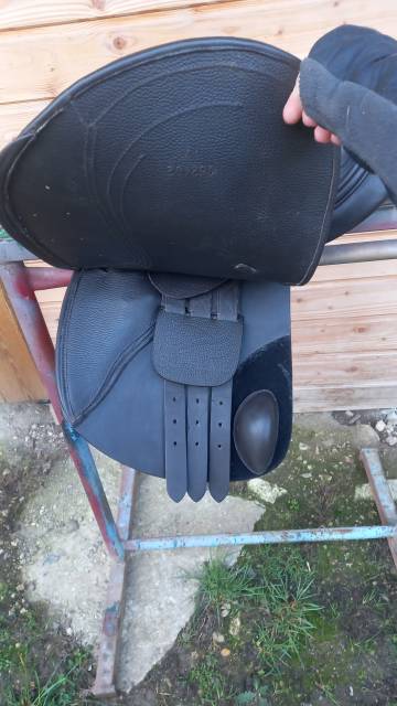 Sella da salto ostacoli  Selle Supreme Sydney  17" - 2022