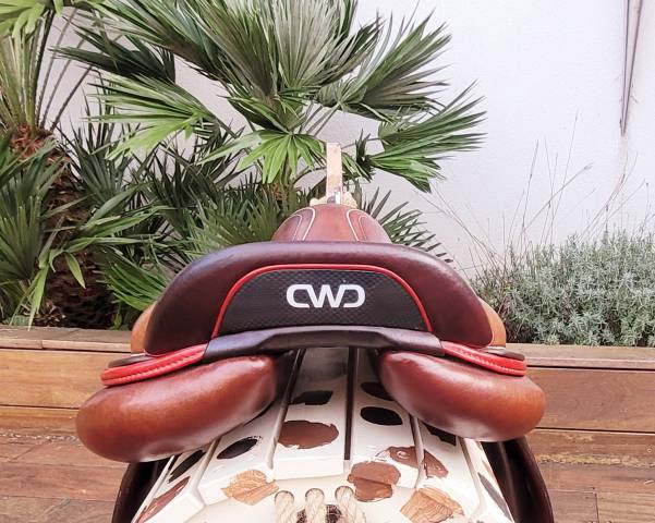 Sella da salto ostacoli CWD  17.5" - 2022