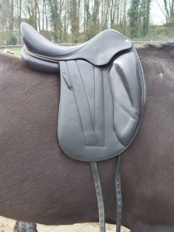 Sella da dressage Butet  17" - 2014