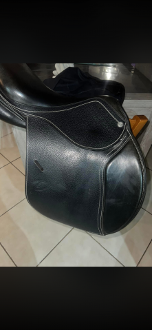 Altra sella Privil&egrave;ge Equitation  17.5" - 2018