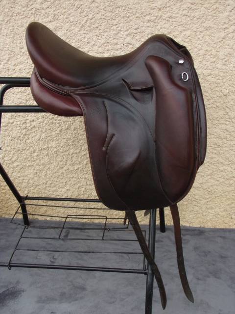 Sella da dressage Devoucoux  17.5" - 2021