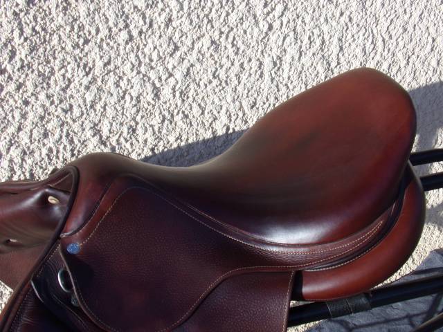 Sella da salto ostacoli Antar&egrave;s  17.5" - 2018