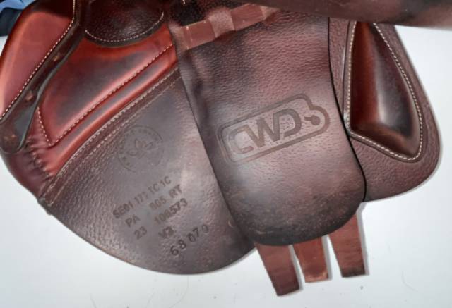 Sella da salto ostacoli CWD  17" - 2023