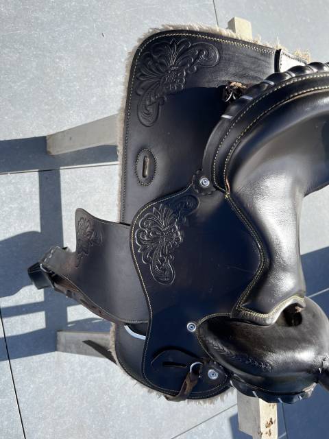 Sella western   14" - 2023