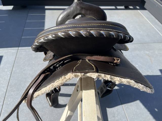 Sella western   14" - 2023