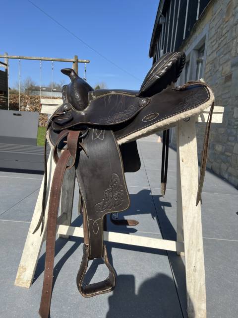 Sella western   14" - 2023