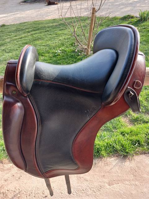 Sella spagnola Ludomar Argos 18" - 2020