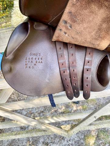 Sella da salto ostacoli Forestier  17.5" - 2024