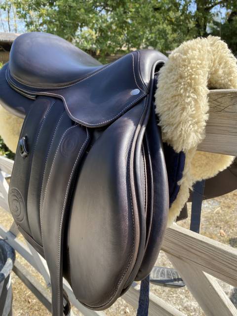 Sella da salto ostacoli Forestier  17.5" - 2024