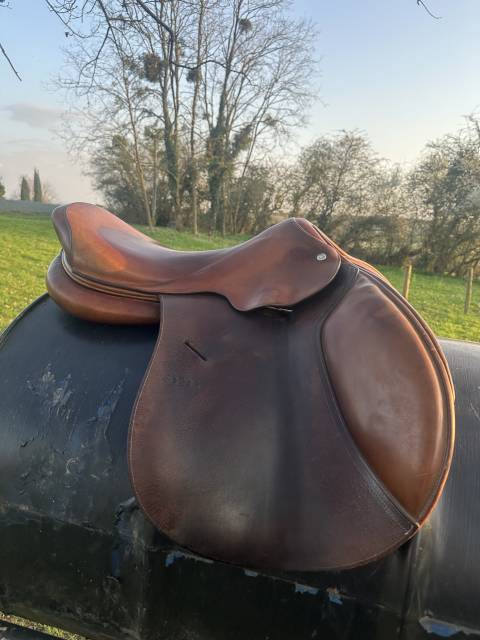 Sella mista Herv&eacute; Godignon  17.5" - 2000