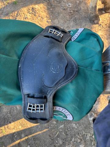 Sella da dressage Forestier  18" - 2021