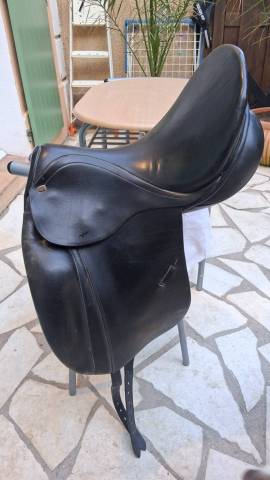 Sella da dressage  Dressage 17.5" - 2000