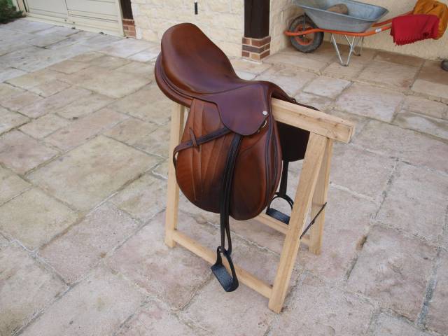 Sella da salto ostacoli Butet  17.5" - 2022