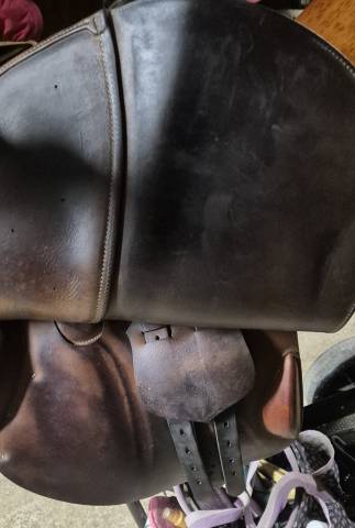 Sella da salto ostacoli Butet  17" - 2010