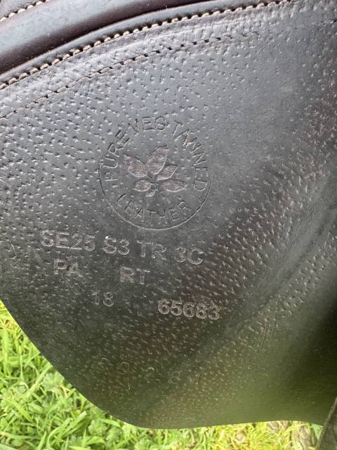 Sella da salto ostacoli CWD  18" - 2012