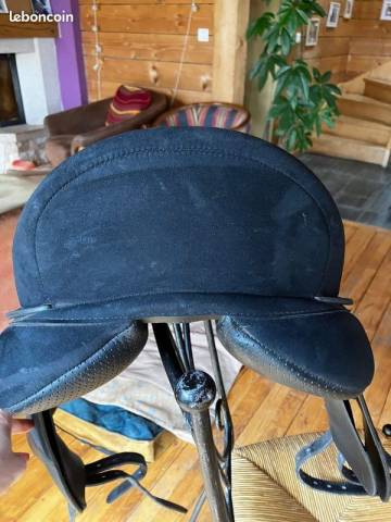 Sella da dressage Wintec  16.5" - 2015