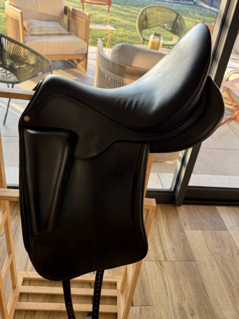 Sella da dressage Aulion  16" - 2021