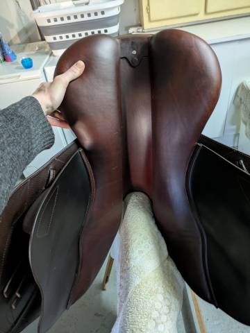 Sella da salto ostacoli CWD SO1 18" - 2022