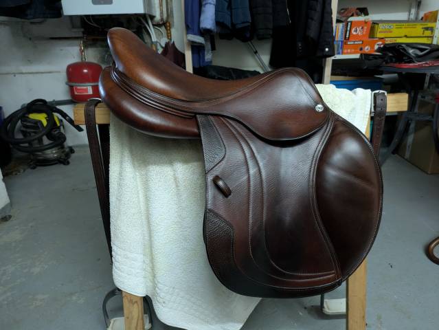 Sella da salto ostacoli CWD SO1 18" - 2022