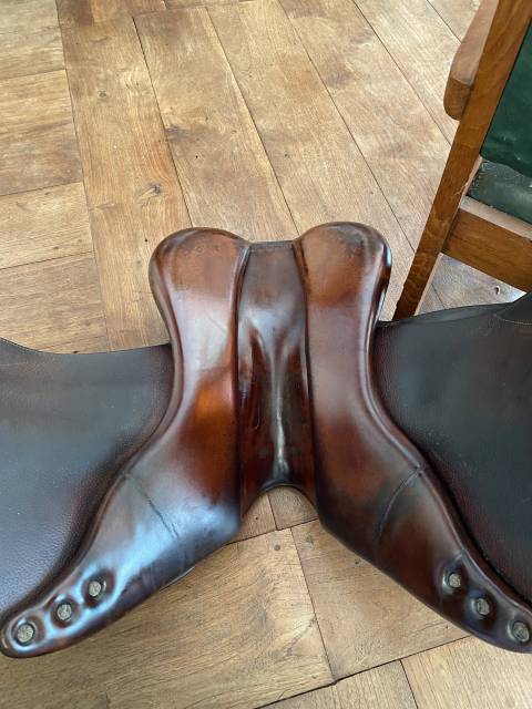 Sella da salto ostacoli Meyer  17" - 2011