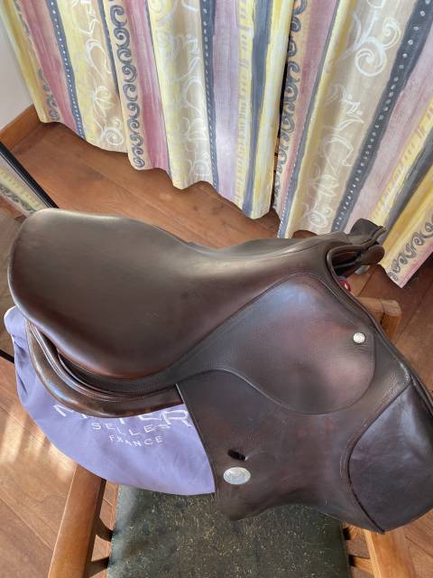 Sella da salto ostacoli Meyer  17" - 2011