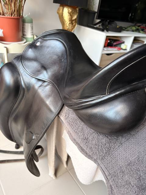 Sella da dressage Zaldi  17" - 2019