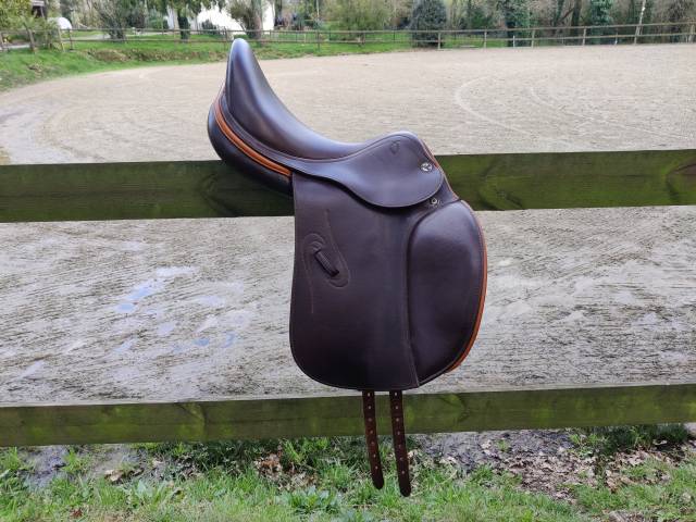 Sella mista Prestige Italia  17" - 2022