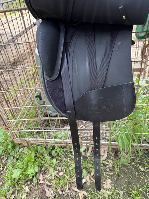 Sella da dressage Arena Dressage  18" - 2025