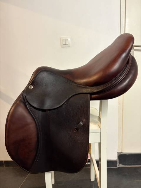 Sella da salto ostacoli CWD  17.5" - 2008