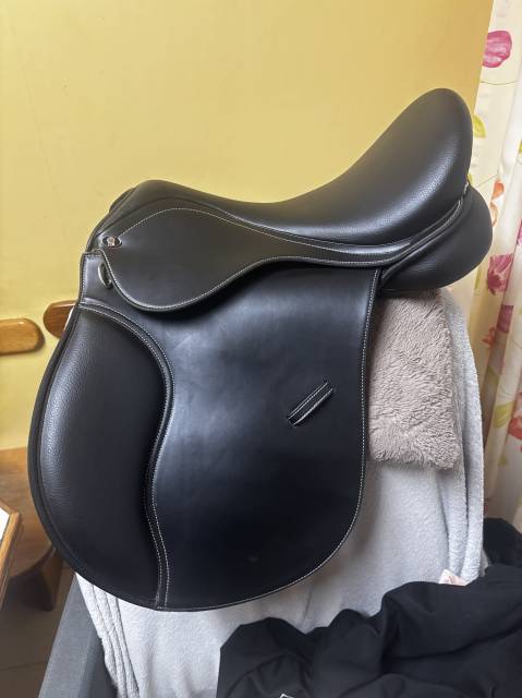 Sella mista Wintec Waldausen confort  17.5" - 2026