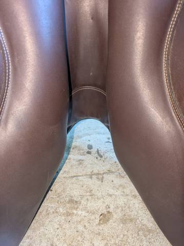 Sella mista Ikonic  17.5" - 2024