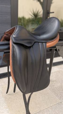 Sella da dressage Butet  17" - 2015