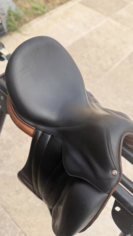 Sella da dressage Butet  17" - 2015