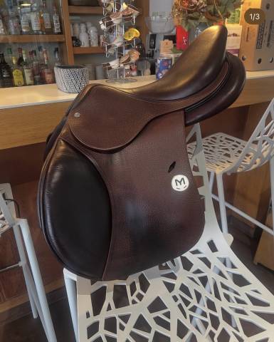 Sella da salto ostacoli Meyer  17.5" - 2024