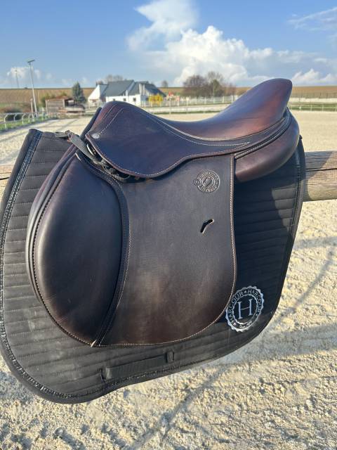 Sella mista Antar&egrave;s Signature  17" - 2023