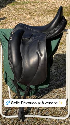 Sella da dressage Devoucoux  18" - 2009