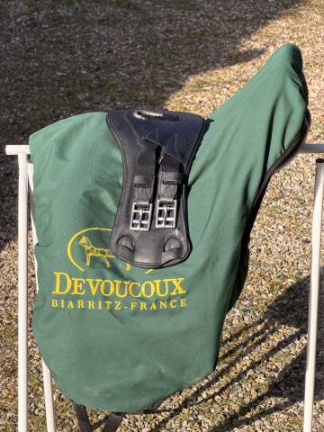 Sella da dressage Devoucoux  18" - 2009