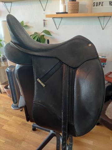 Sella da dressage Wintec  17" - 2015