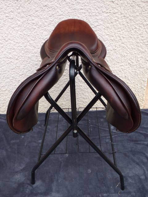 Sella da salto ostacoli Antar&egrave;s  17.5" - 2018