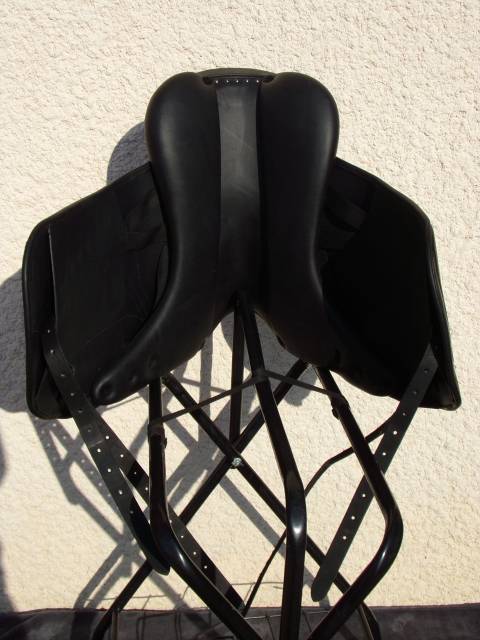 Sella da dressage Antar&egrave;s Altair 17.5" - 2023