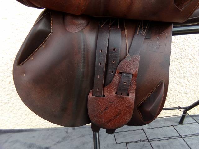 Sella da salto ostacoli Antar&egrave;s  17" - 2019