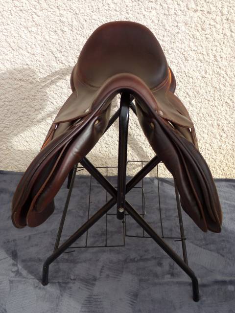 Sella da salto ostacoli Antar&egrave;s  17" - 2019