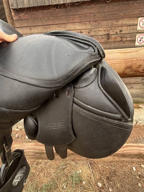 Sella da salto ostacoli GBS  18" - 2017