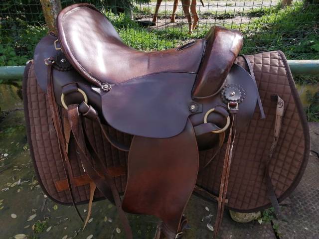 Sella da trekking   17" - 2016