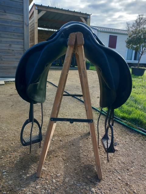 Sella da dressage Prestige Italia  17" - 2024