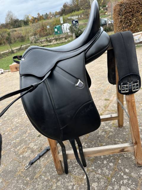 Sella da dressage Bates  17.5" - 2017