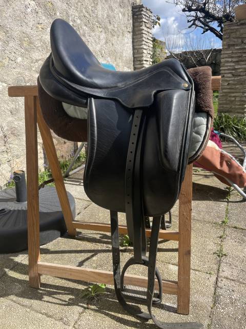 Sella da dressage Aulion Dressage  16.5" - 2016